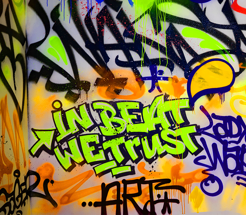 Обои на телефон in Beat wetrast Lady Waks. In Beat we Trust DJ Seven.